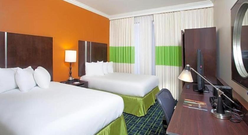 Royal St. Charles Hotel New Orleans  Kültér fotó