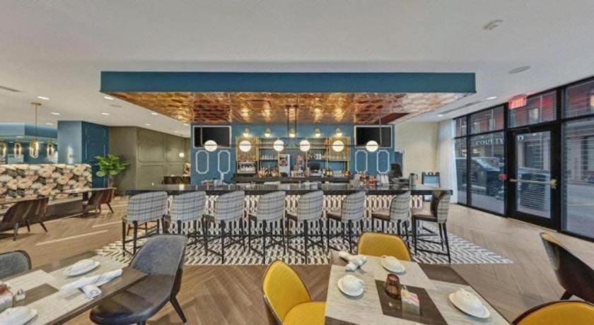 Royal St. Charles Hotel New Orleans  Kültér fotó